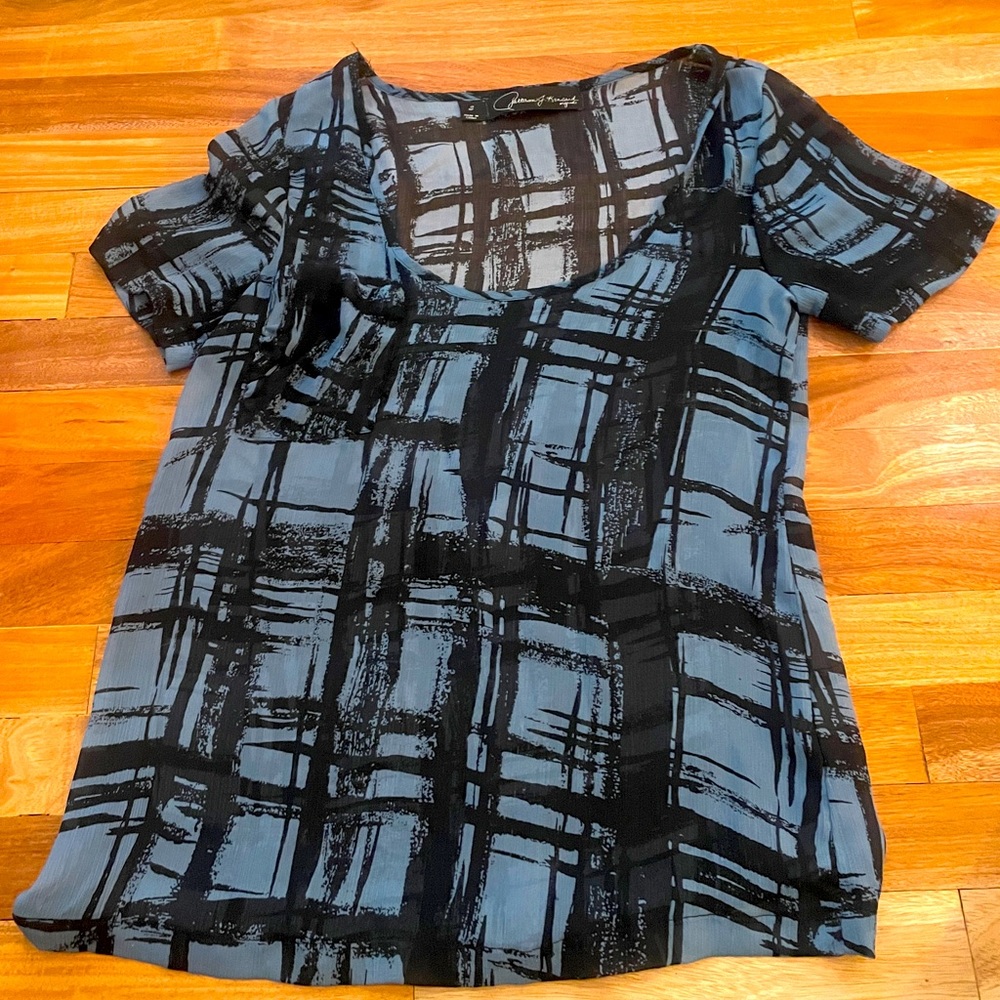 Blue & black short sleeved top with pocket